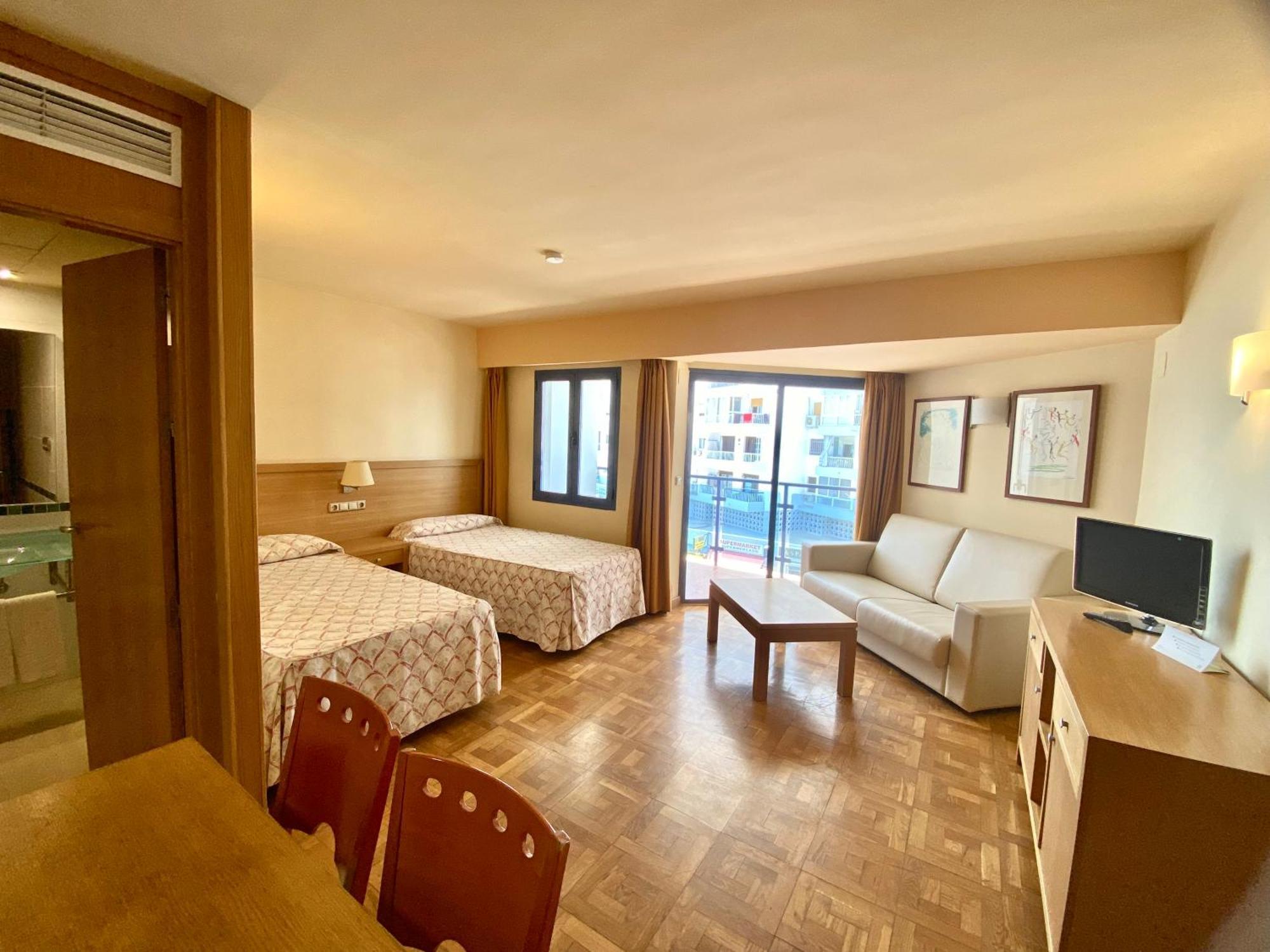Apartamentos Ms Pepita Benalmádena Dış mekan fotoğraf