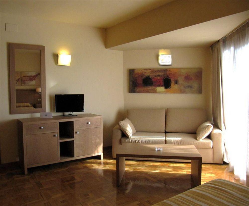 Apartamentos Ms Pepita Benalmádena Dış mekan fotoğraf